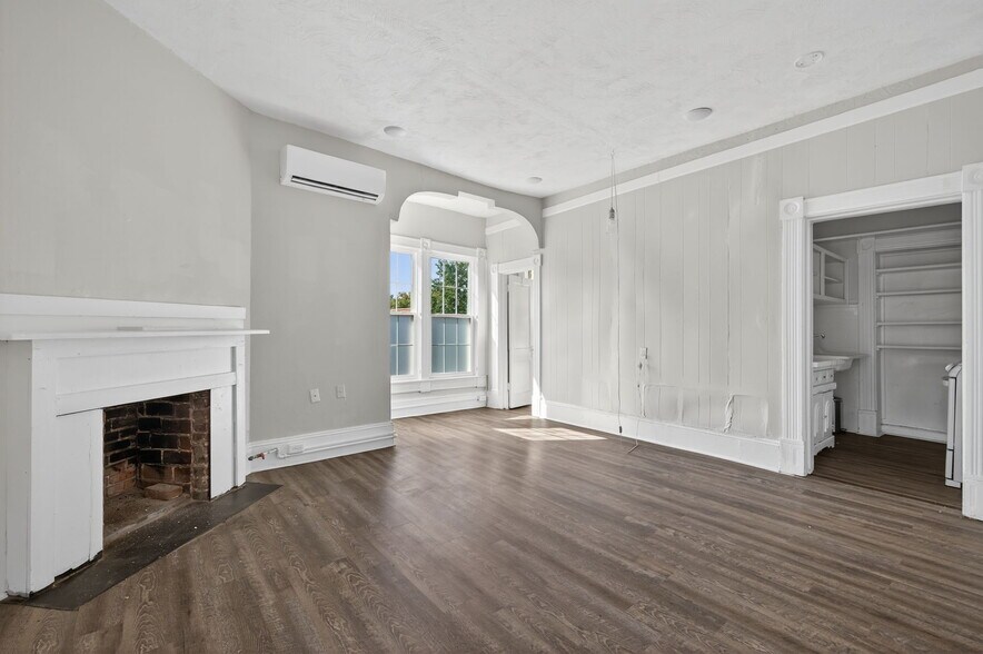 More Photos Of 406 S Armistead Ave, Hampton Apartments For Sale