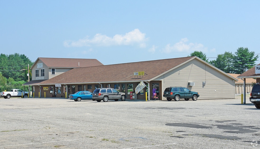 More Photos Of 1725 B Main St, Sanford Freestanding For Lease