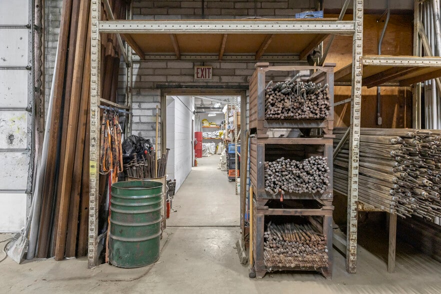 More Photos Of 24134 W Warren St, Dearborn Heights Freestanding For Sale