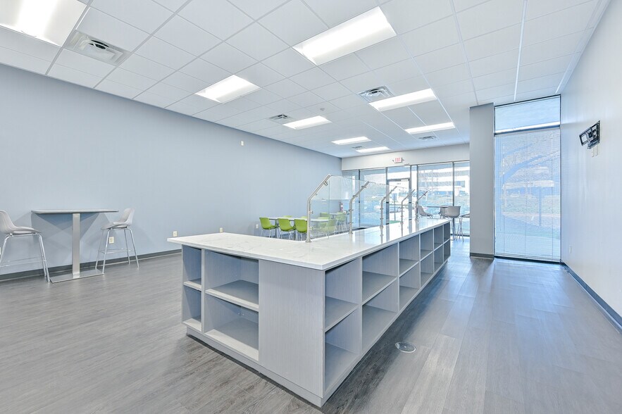 More Photos Of 3100 Breckinridge Blvd, Duluth Unknown For Lease