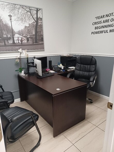 More Photos Of 1302-1310 N Main St, Kissimmee Medical For Lease