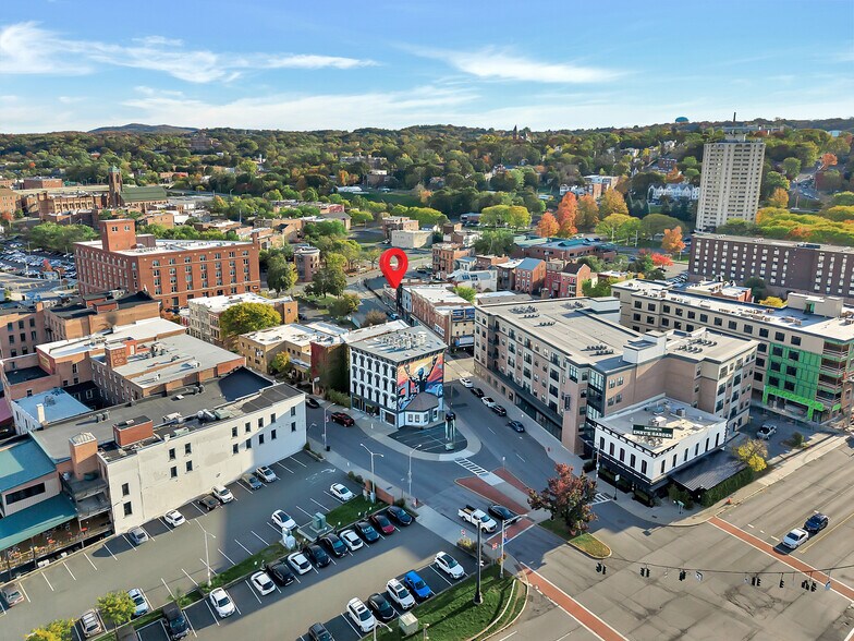 More Photos Of 58 King St, Troy Storefront For Sale