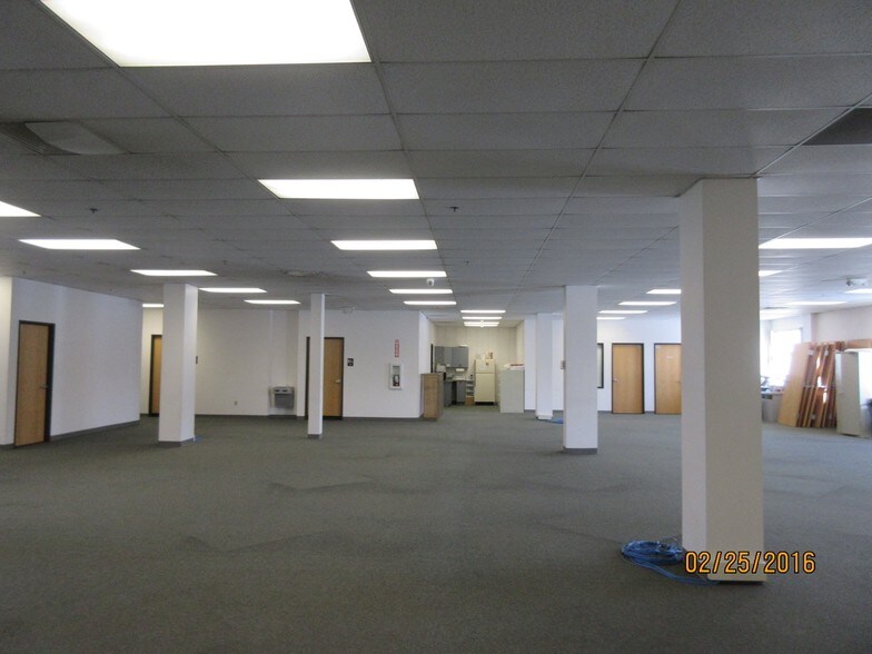 More Photos Of 302 Cushman St, Fairbanks Office For Lease