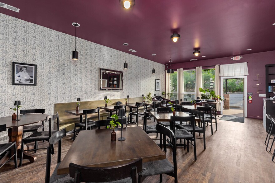 More Photos Of 442 High St, Lyons Restaurant For Sale