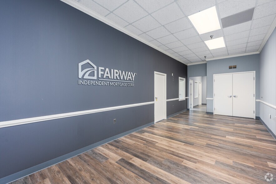 More Photos Of 2191 Defense Hwy, Crofton Medical For Lease