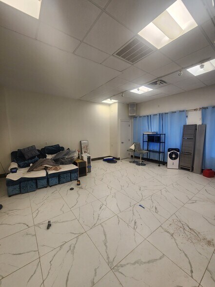 More Photos Of 377 Woodcleft Ave, Freeport Storefront Retail Residential For Sale