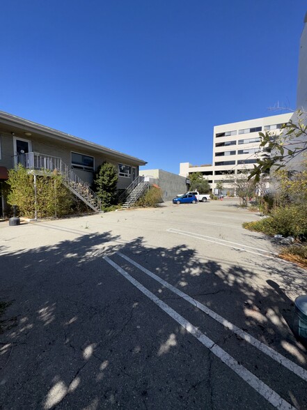 Primary Photo Of 416 E Colorado St, Glendale Office For Lease