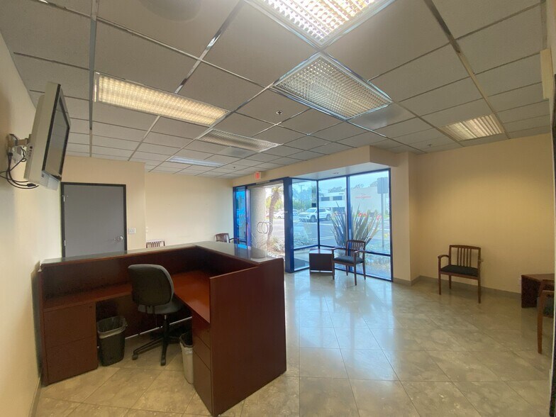 More Photos Of 17892- B Gothard St, Huntington Beach Manufacturing For Lease