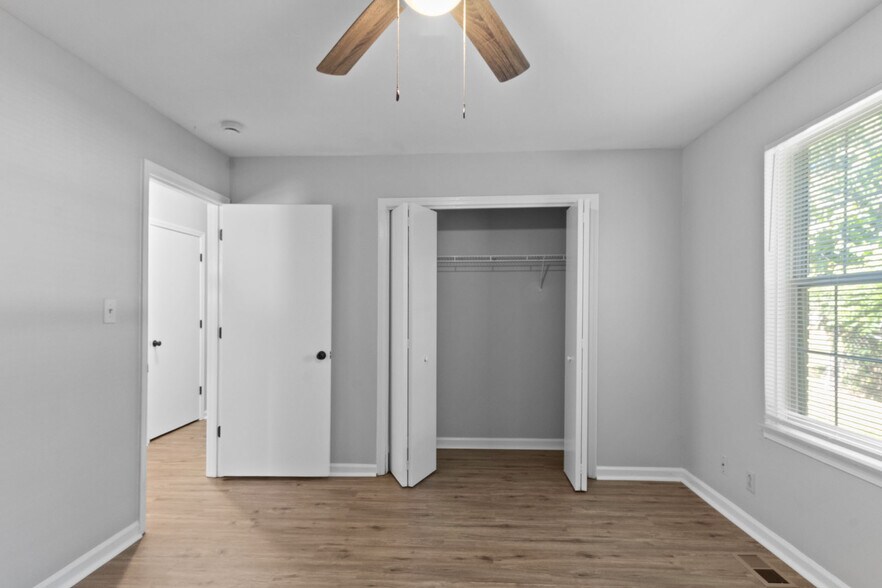 More Photos Of 155 Jack Miller Blvd, Clarksville Apartments For Sale
