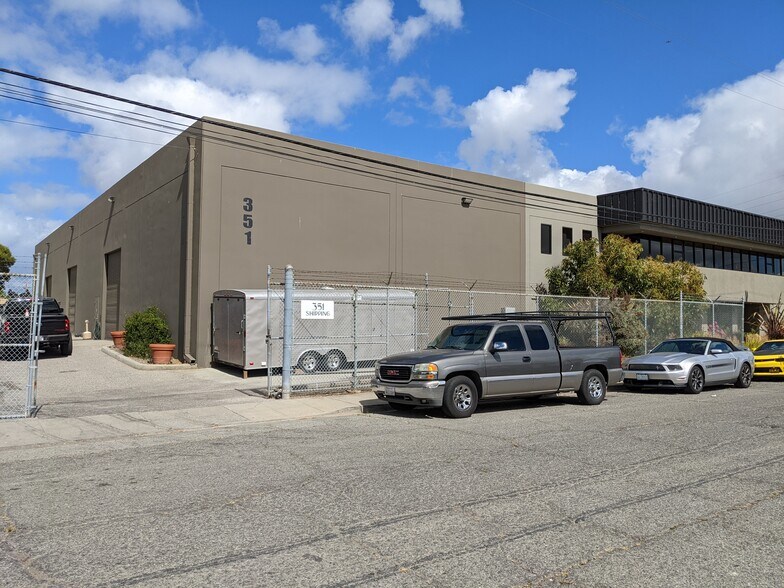 More Photos Of 351 Demeter St, East Palo Alto Warehouse For Lease