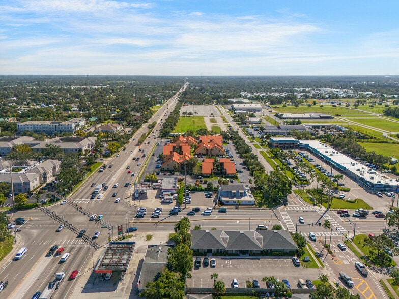 More Photos Of 2831 Ringling Blvd, Sarasota Medical For Sale