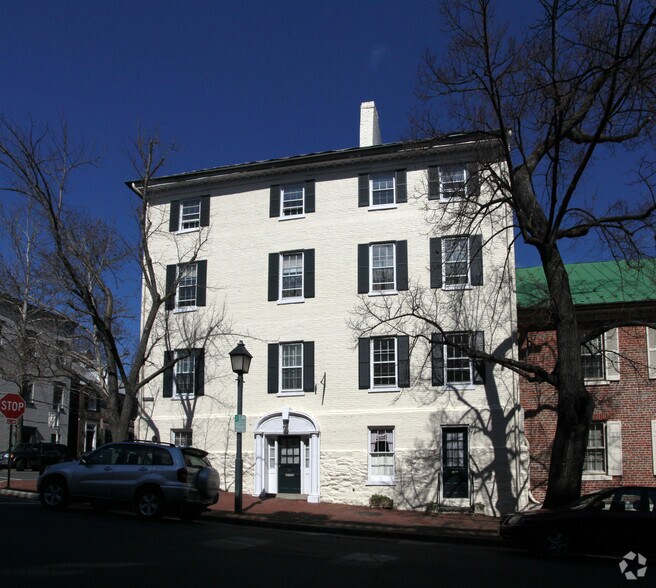 More Photos Of 201 N Fairfax St, Alexandria Office For Lease