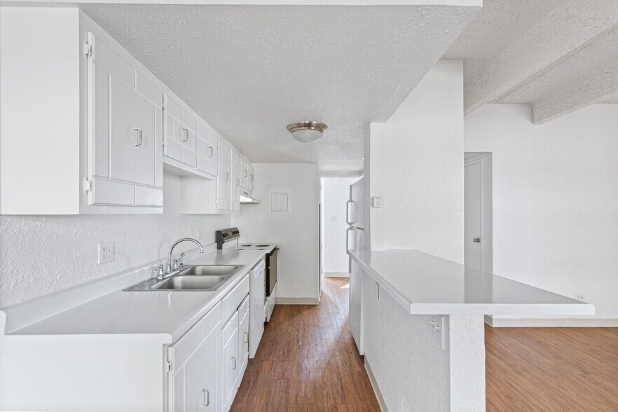 More Photos Of 7655 W 67th Ave, Arvada Apartments For Sale