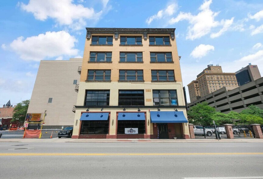 More Photos Of 610 Monroe St, Toledo Storefront Retail Residential For Sale