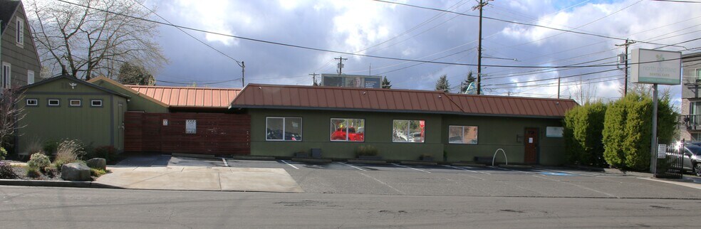 Primary Photo Of 1832 N Lombard St, Portland Medical For Lease