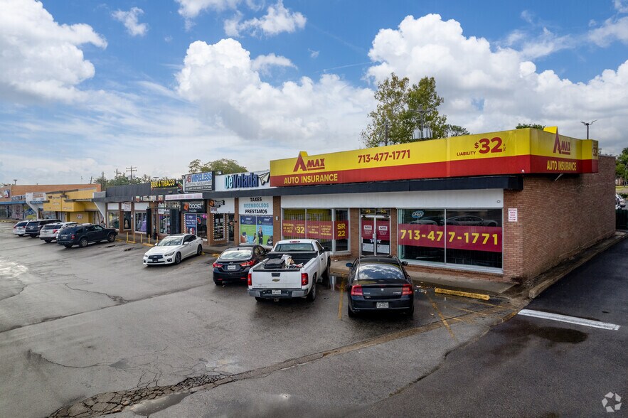 More Photos Of 111-121 W Southmore Ave, Pasadena Unknown For Lease