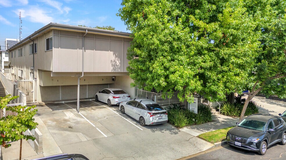 More Photos Of 1666 Federal Ave, Los Angeles Apartments For Sale