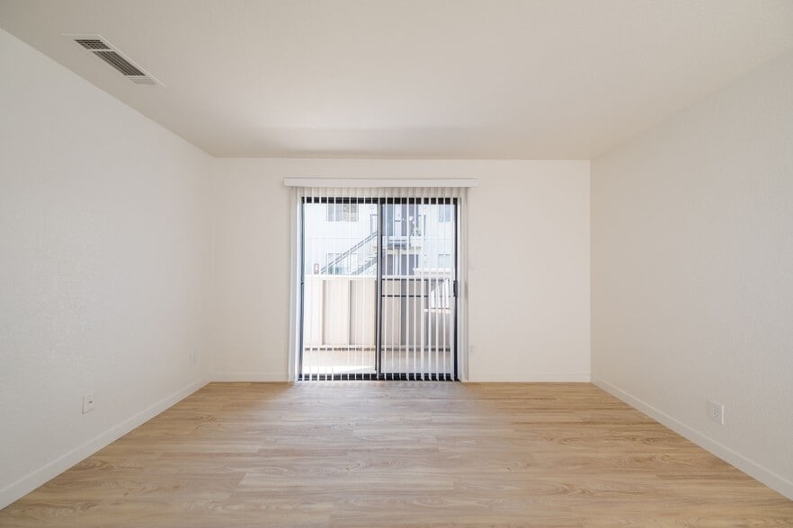 More Photos Of 367 N Union Rd, Manteca Apartments For Sale