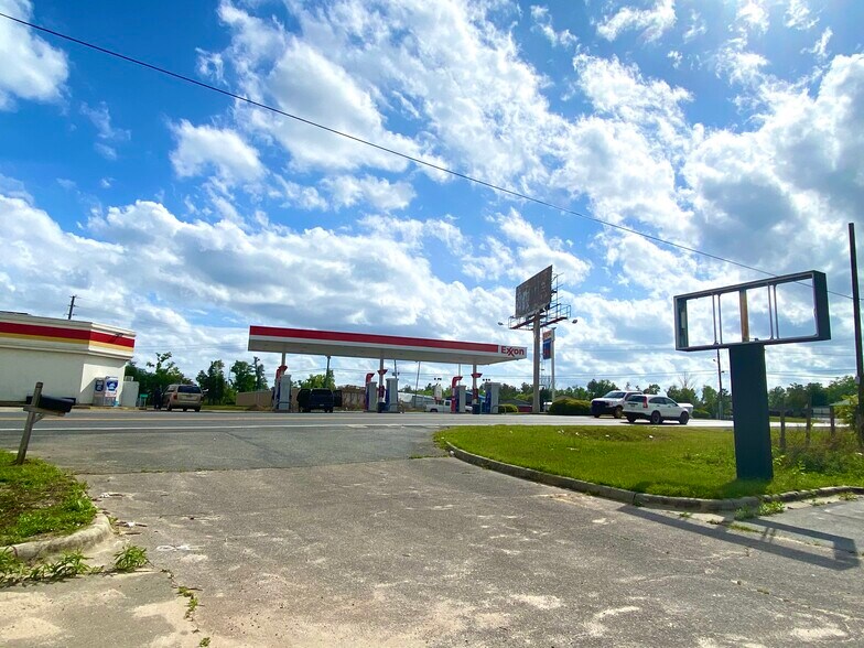 More Photos Of 2811 Highway 71, Marianna Freestanding For Lease