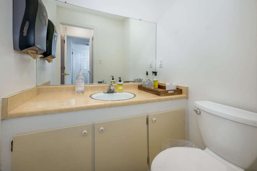 More Photos Of 150 Catherine Ln, Grass Valley Medical For Sale