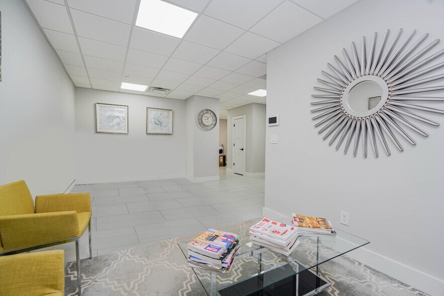 More Photos Of 21 Prall Ave, Staten Island Office Residential For Sale