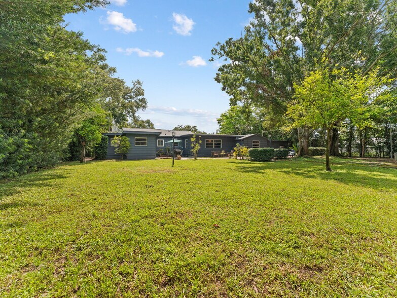 More Photos Of 200 66th St N, Saint Petersburg Office For Sale