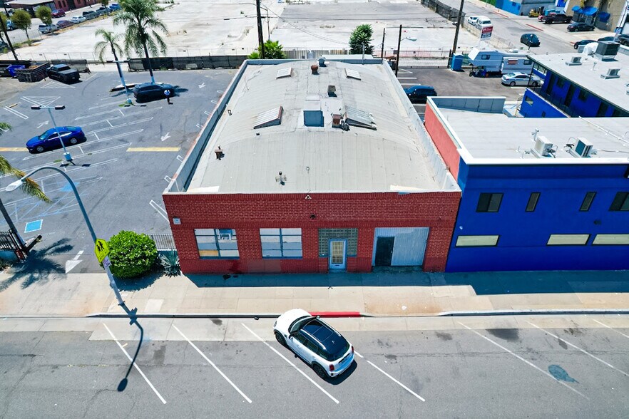 Primary Photo Of 5511 Pacific Blvd, Huntington Park Warehouse For Sale