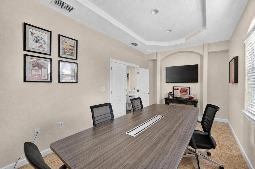 More Photos Of , Tampa Office For Sale