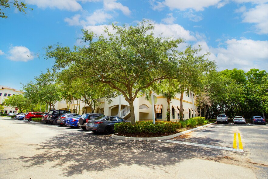 More Photos Of 2883 Executive Park Dr, Weston Office For Sale