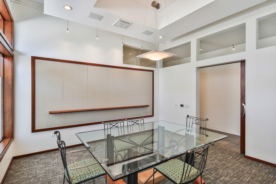 More Photos Of 411 Culver Blvd, Playa Del Rey Office Residential For Sale