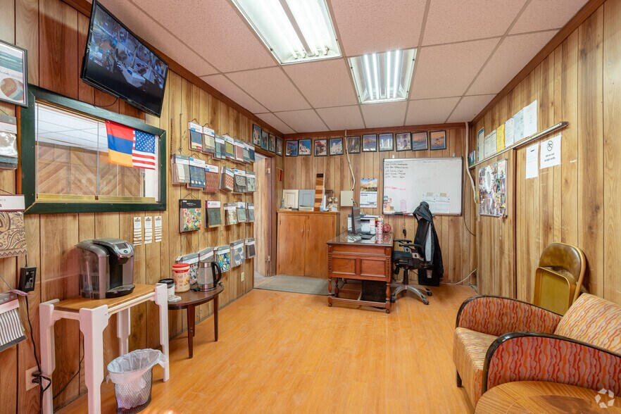 More Photos Of 1517 E Washington Blvd, Pasadena Storefront Retail Residential For Sale