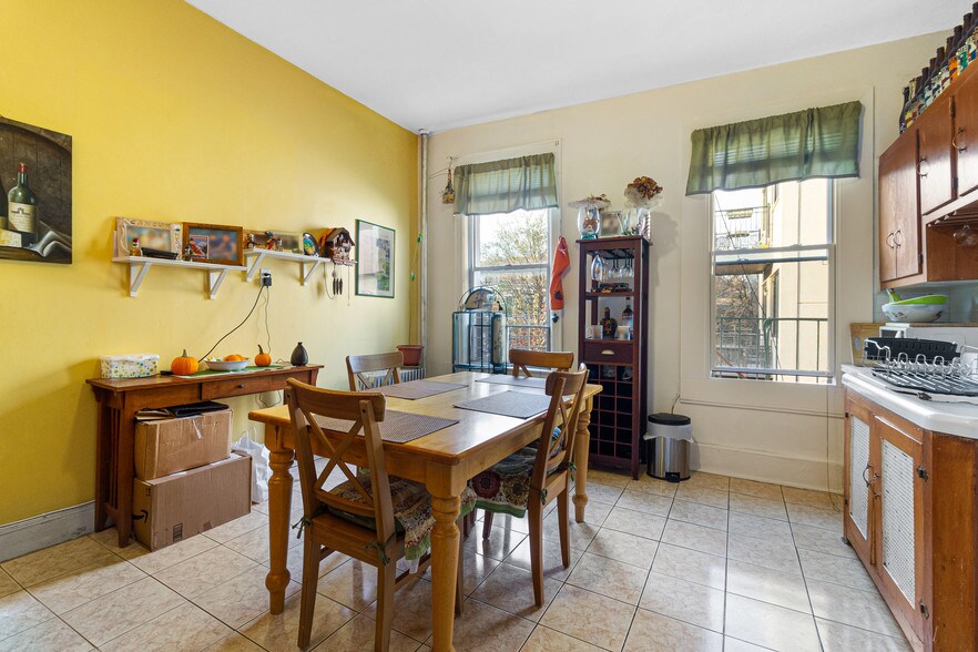 More Photos Of 181-183 Montrose Ave, Brooklyn Apartments For Sale