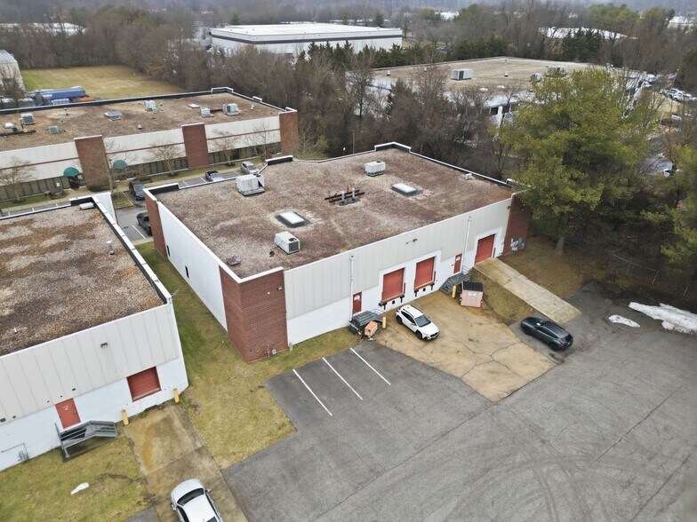More Photos Of 16000 Trade Zone Ave, Upper Marlboro Unknown For Lease