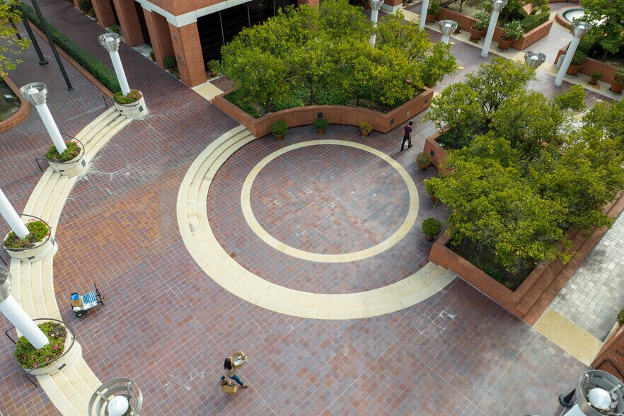 More Photos Of 100 E Corson St, Pasadena Office For Lease
