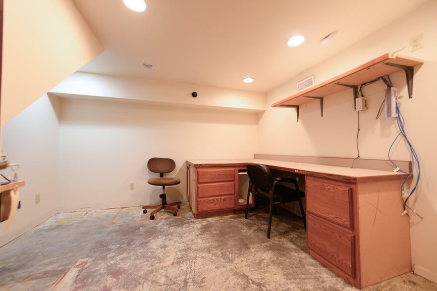 More Photos Of 613 S Atlantic St, Dillon Freestanding For Sale