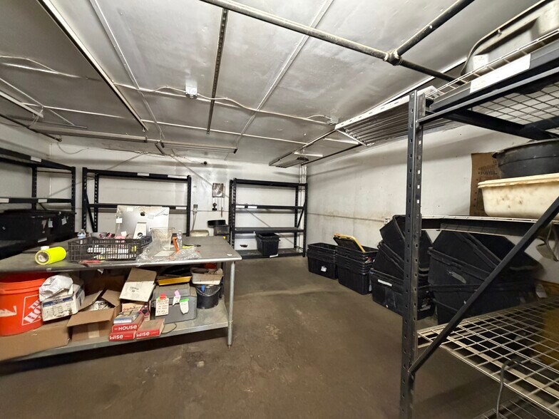 More Photos Of 20180 Spence Rd, Salinas General Retail For Sale