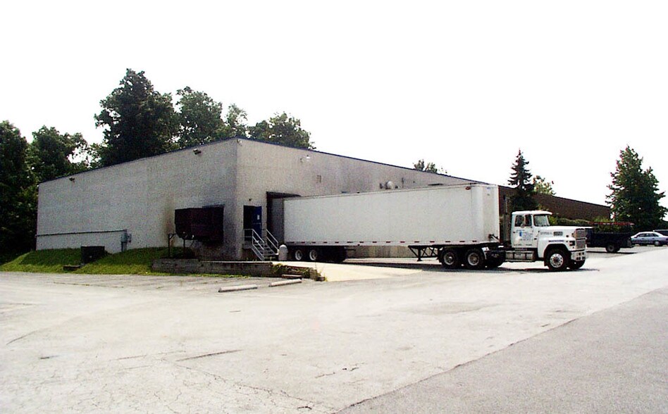 More Photos Of 219 Welsh Pool Rd, Lionville Warehouse For Lease