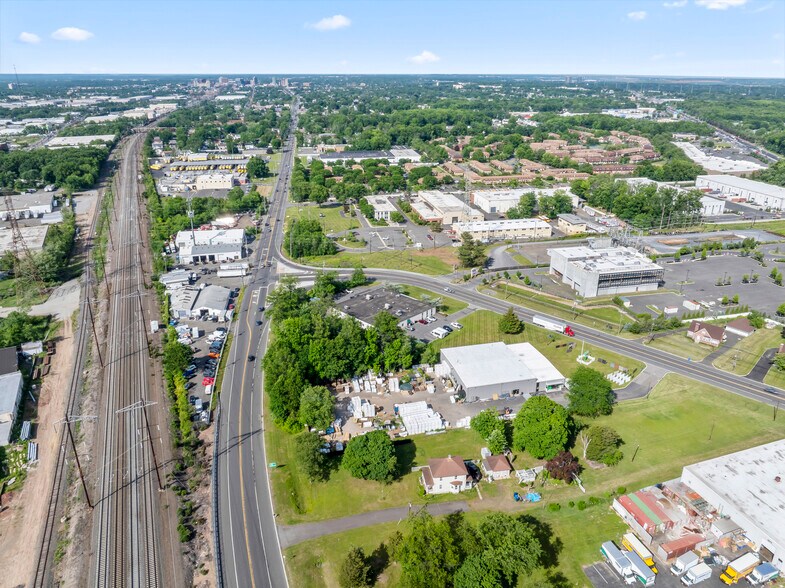 More Photos Of 1501 Livingston Ave, North Brunswick Medical For Lease