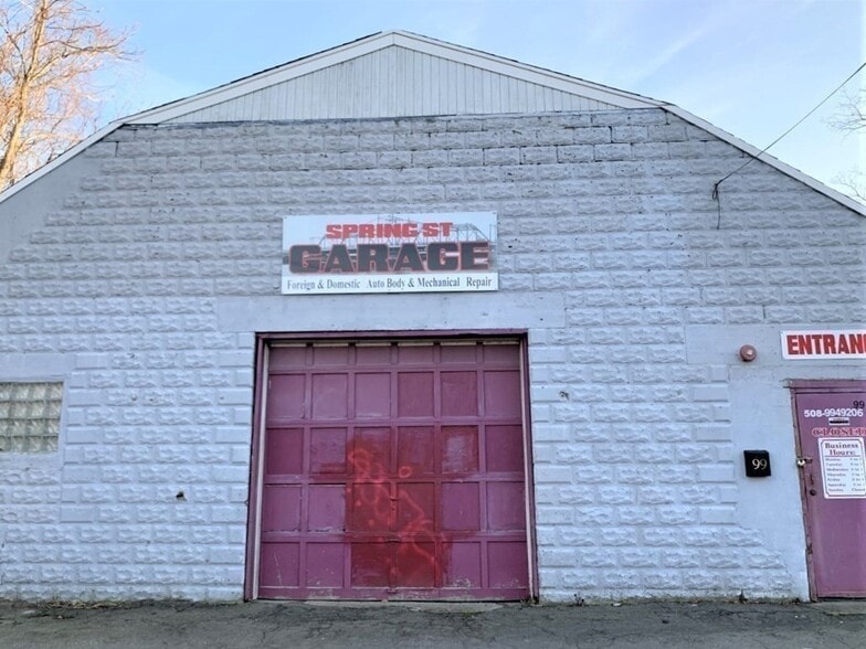 More Photos Of 99 Spring St, Fairhaven Auto Repair For Sale
