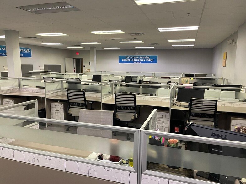 More Photos Of 401 Commerce Dr, Fort Washington Medical For Lease