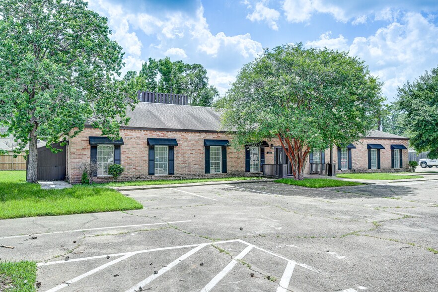 More Photos Of 14721 Pebble Bend Dr, Houston Medical For Lease