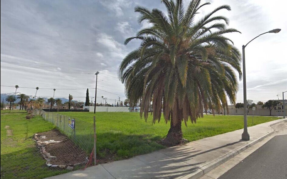 More Photos Of 829 N E St, San Bernardino Land For Sale