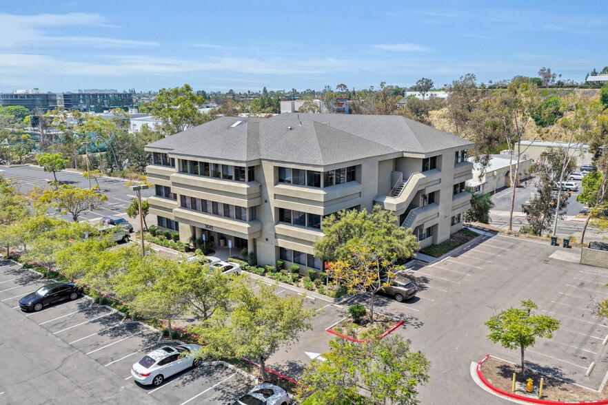 More Photos Of 3665 Ruffin Rd, San Diego Unknown For Lease