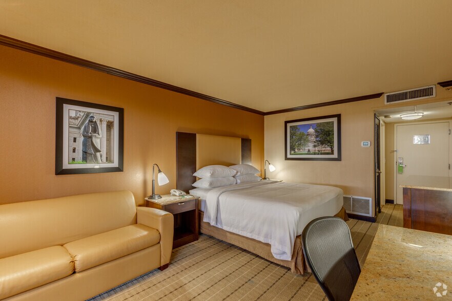 More Photos Of 2101 S Meridian Ave, Oklahoma City Hotel For Sale