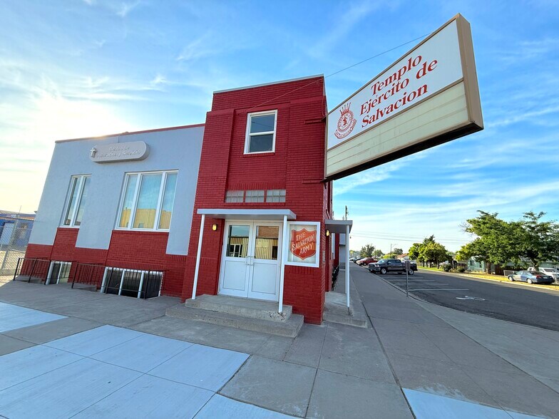 More Photos Of 303 W Clark St, Pasco Religious Facility For Sale