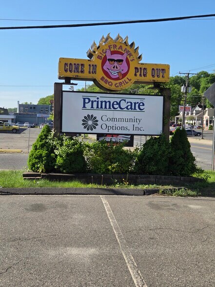 More Photos Of 572 Watertown Ave, Waterbury Restaurant For Sale