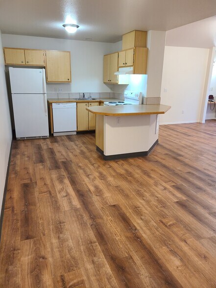 More Photos Of 4821 NE 110th Ave, Vancouver Apartments For Sale