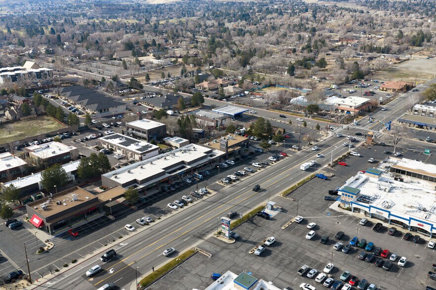 More Photos Of 960 W Moana Ln, Reno General Retail For Sale