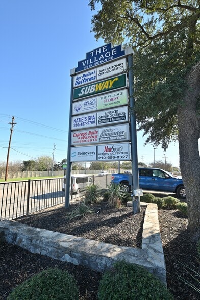 More Photos Of 12315 Judson Rd, San Antonio Unknown For Lease