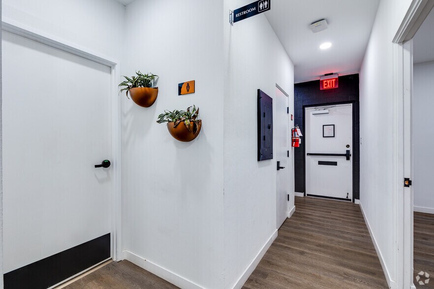 More Photos Of 319 S 3rd St, Las Vegas Loft Creative Space For Sale